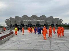 参观奥体中心 感受西安新魅力——经发保洁党支部组织流动党员参观西安奥体中心