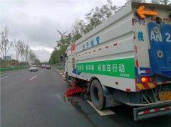 “增颜值、提品质”！机械化助力城市精细化管理