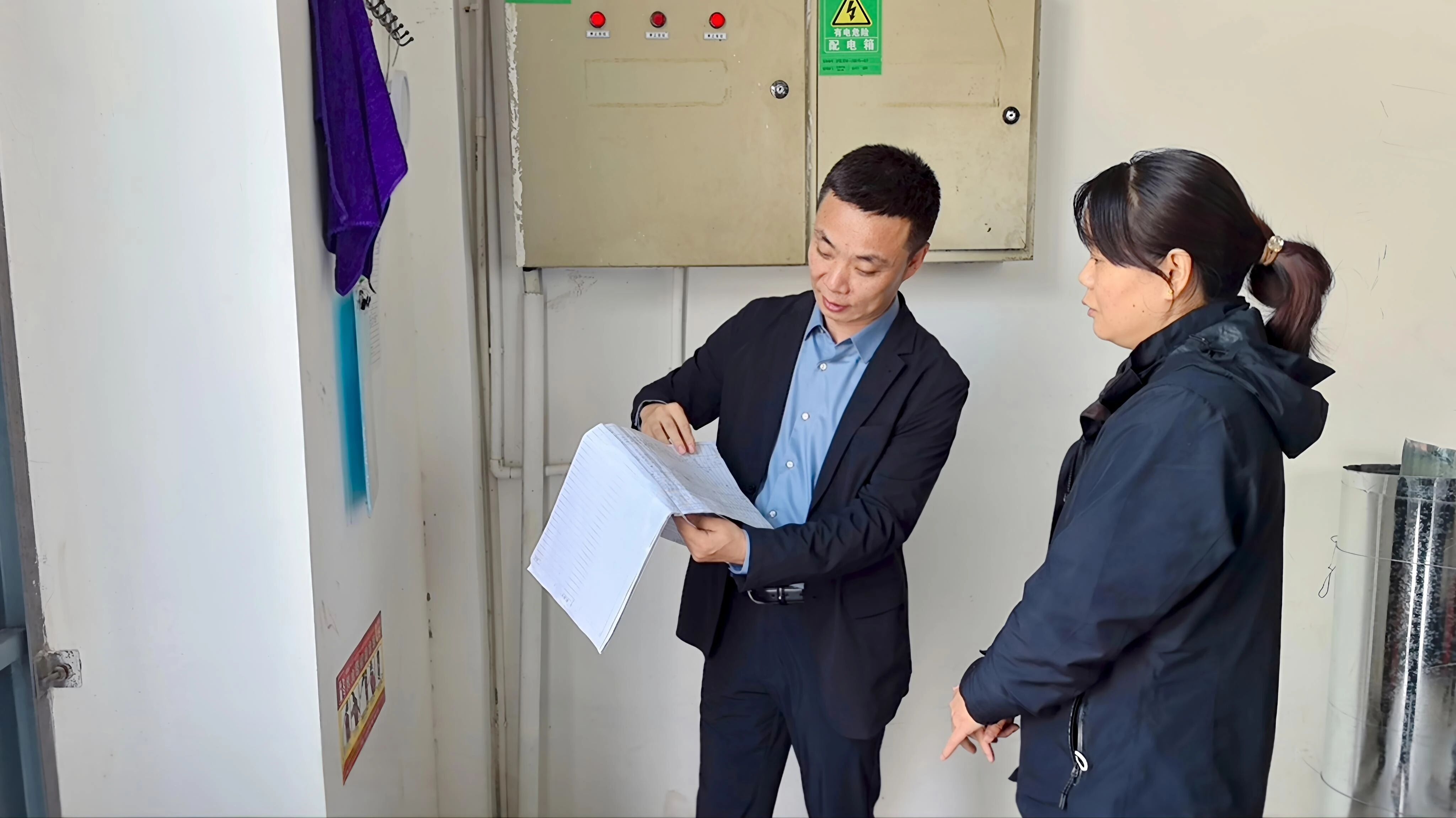 迎国庆 保安全 护洁净｜筑牢节日保障防线